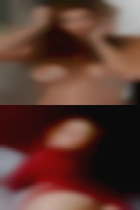 SC ads has huge labia.