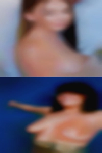 Nude girls colour swingers pussy.